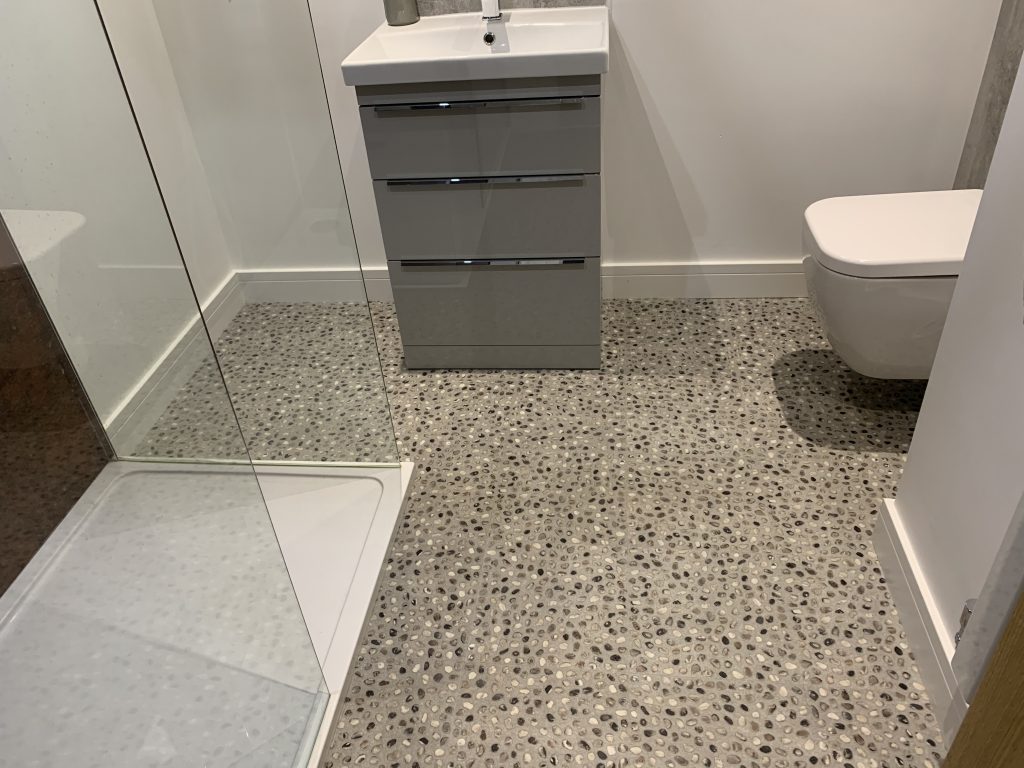 laminate vinyl tiling in bathroom